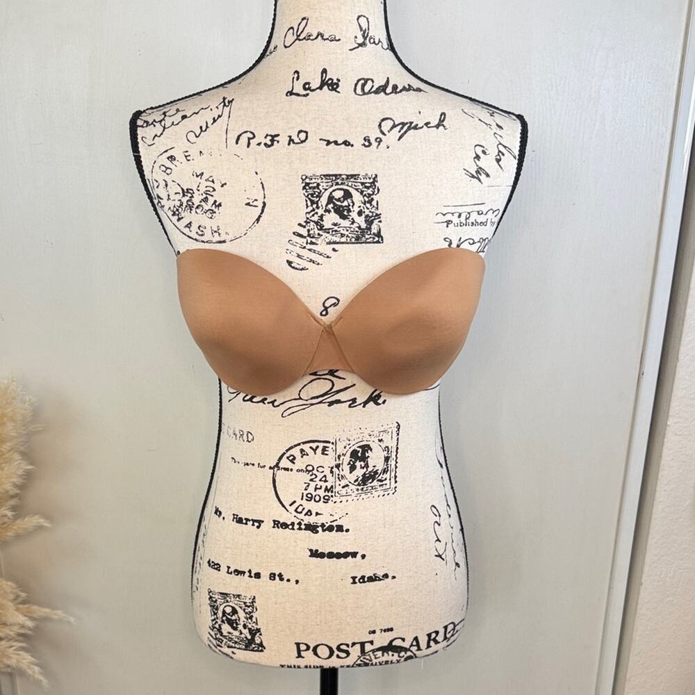 Victoria's Secret Body by Victoria Ipex Strapless Tan Bra size 36C
